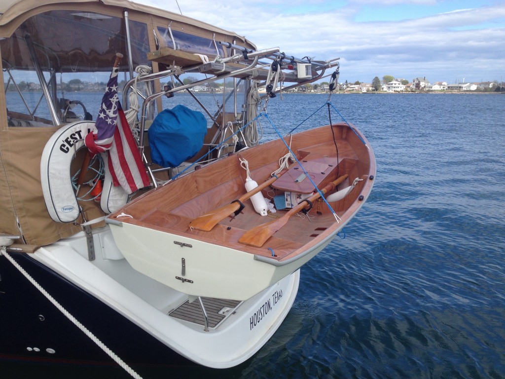 wells-swallow-on-davits2